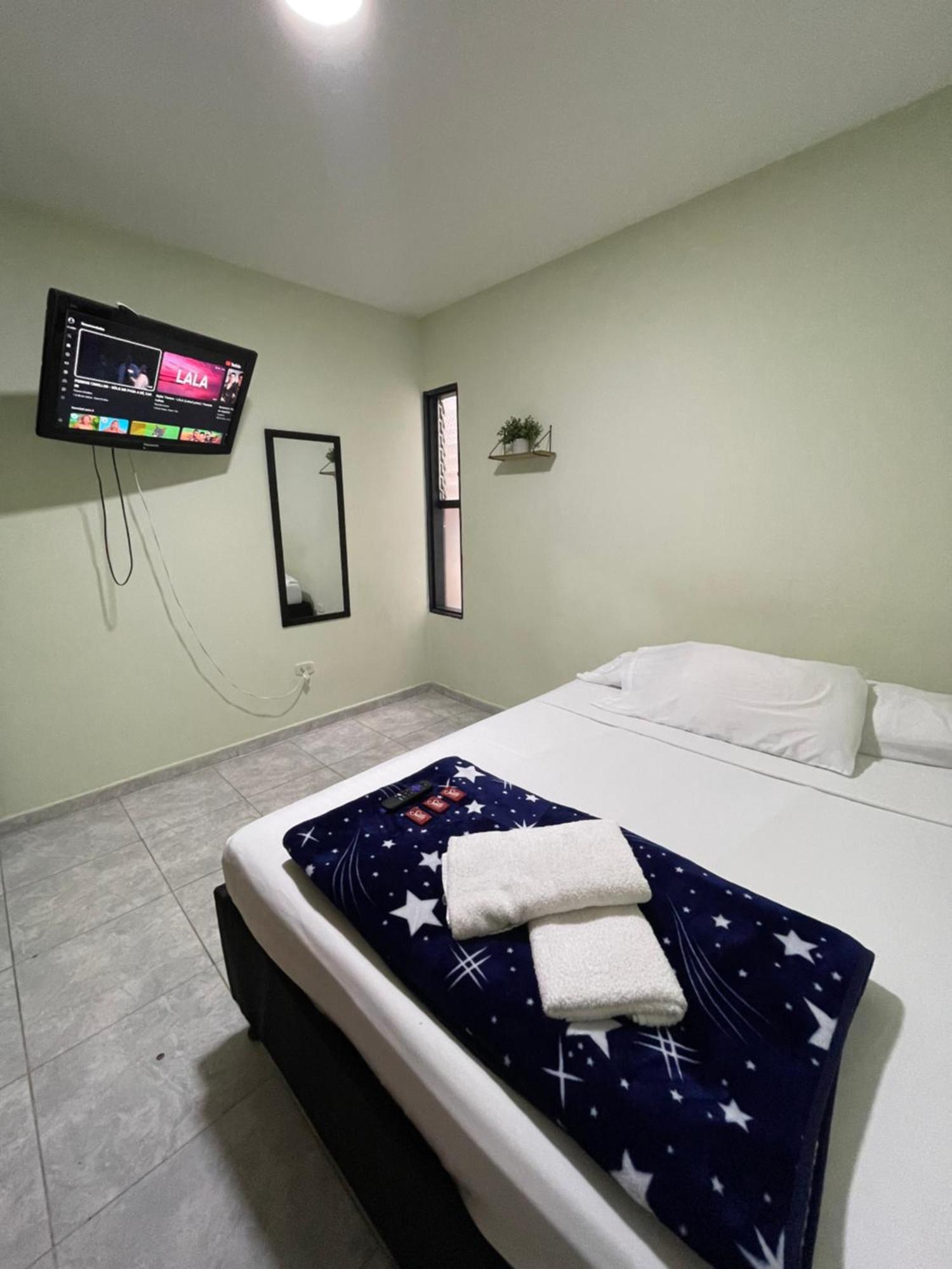 Апартаменти Apartamento Plazoleta De Colores Гуатапе Екстер'єр фото